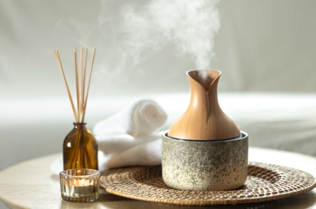 Difuzor de aromaterapie cu ulei - Cum folosești corect uleiurile esențiale